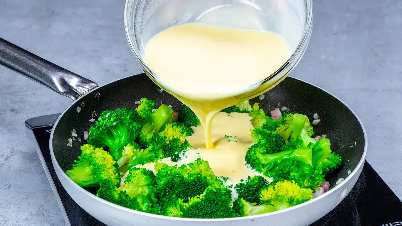 Jak przyrządzić brokuły na patelni, by były idealnie chrupiące