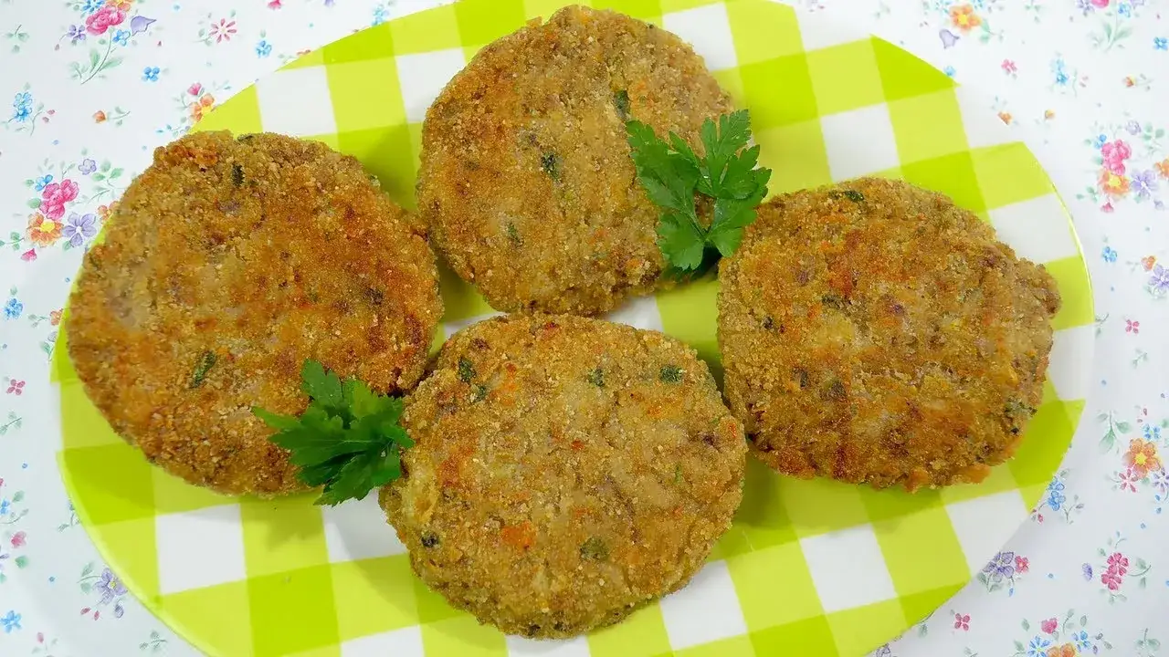 Co można zrobić z ugotowanej kaszy gryczanej? 10 pysznych przepisów