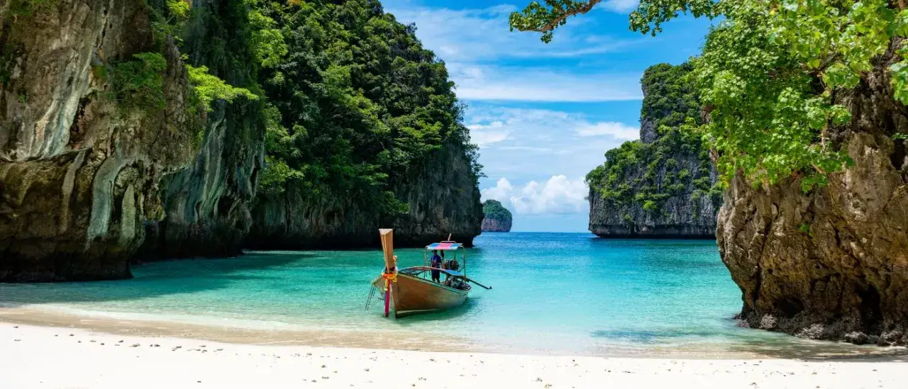 Jakie szczepienia Tajlandia wymaga od turystów i dlaczego? Lista