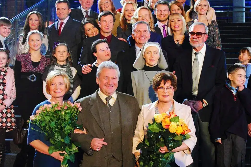 Poznaj wszystkich aktorów z Klanu - kompletna lista obsady serialu