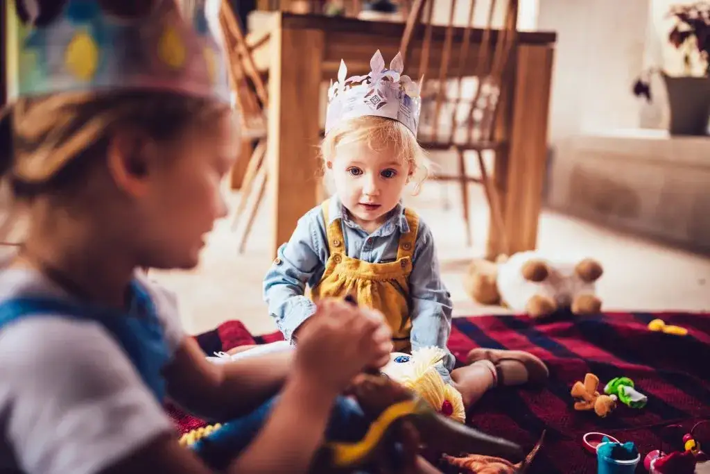 Kataru dziecka nie bagatelizuj! Kiedy zostać w domu, a kiedy iść do przedszkola