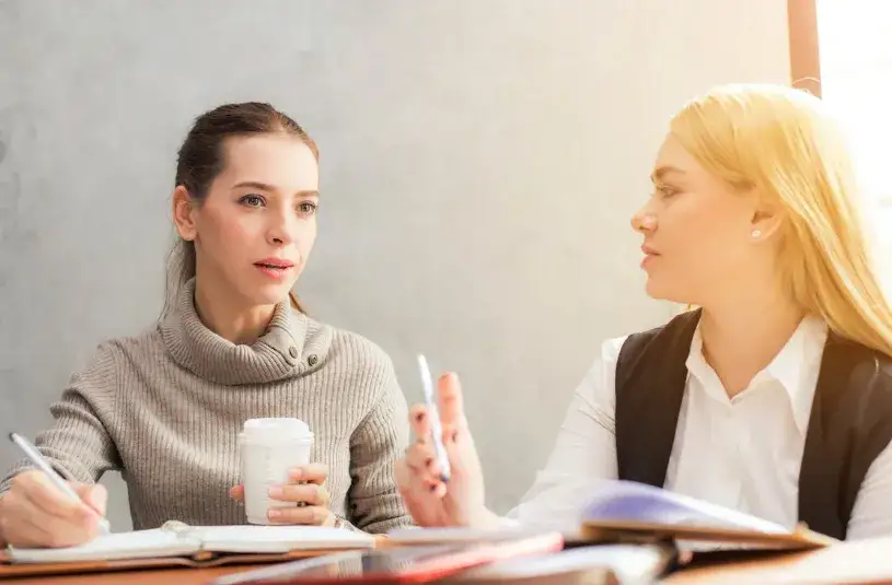 Co przygotować na rozmowę o pracę, aby uniknąć stresu i niepowodzeń