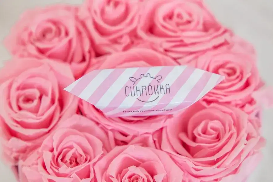 Pomysły na wyjątkowy prezent na 70 urodziny, które zachwycą