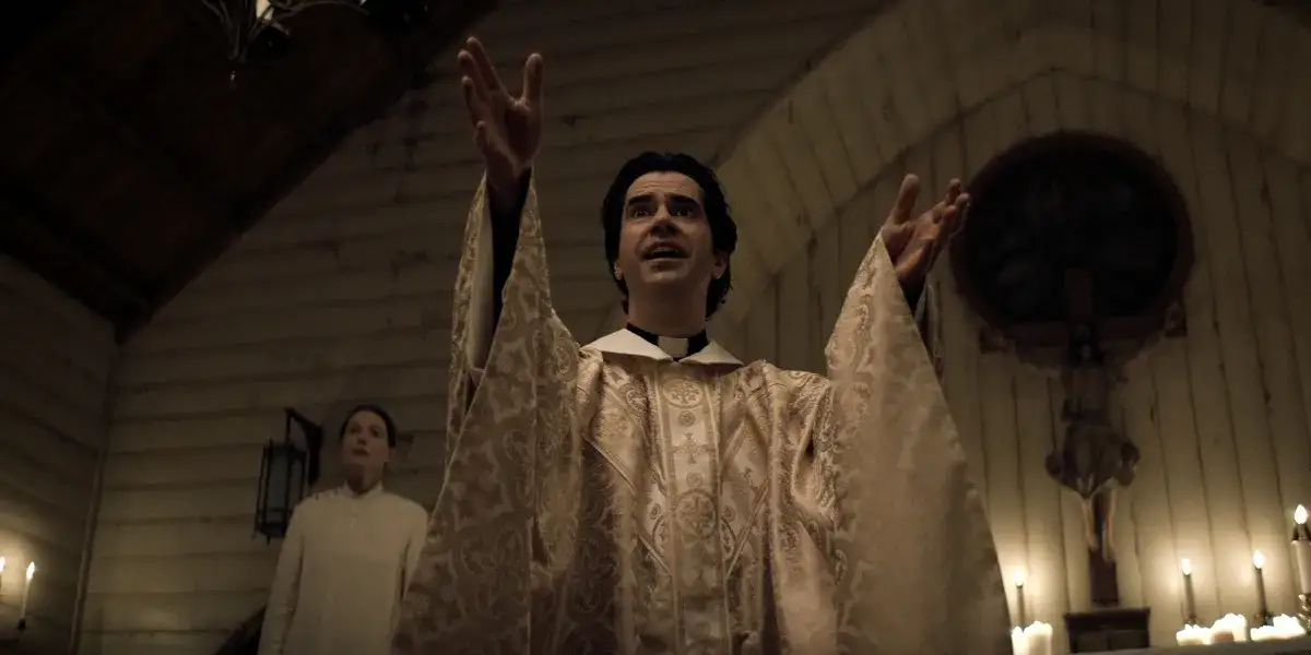 Nocna msza - recenzja serialu, który wstrząśnie twoją wiarą