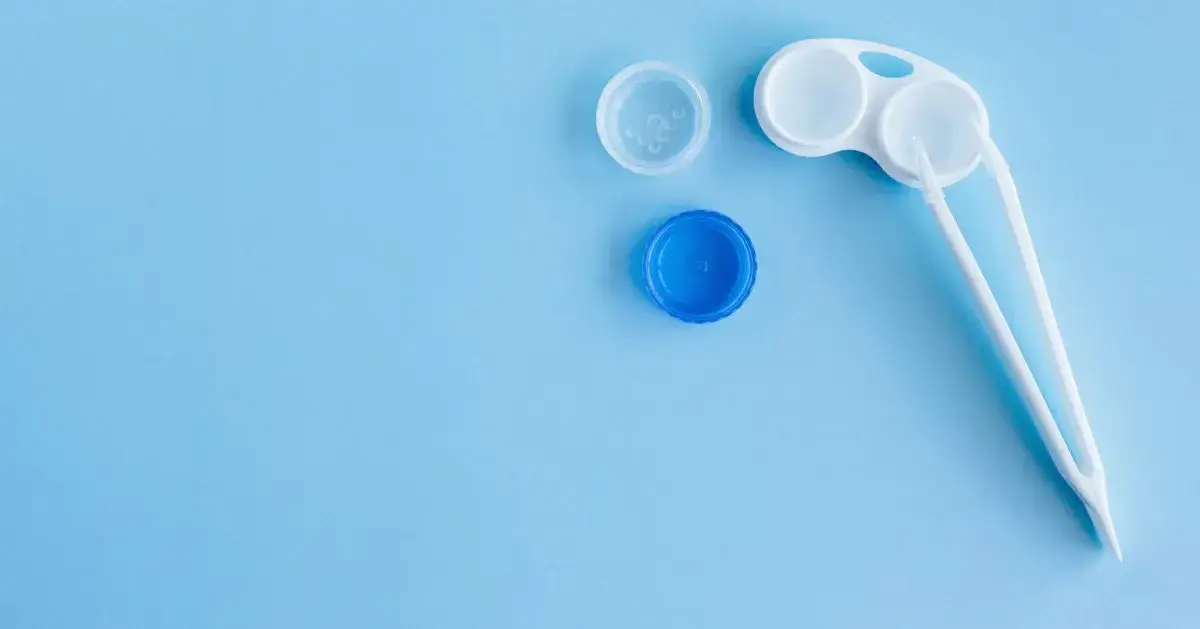 Jak zamówić soczewki przez internet i uniknąć błędów zakupowych