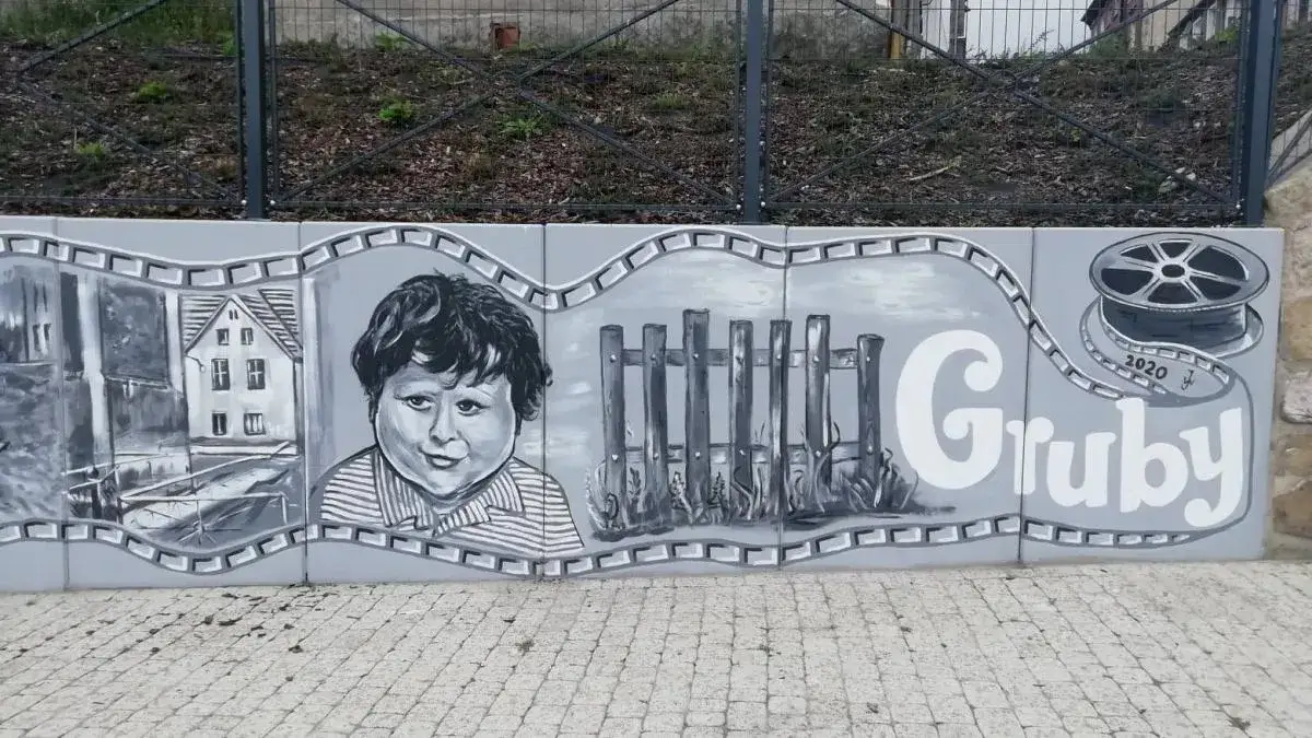 Gdzie kręcono film Gruby? Tajemnice Mieroszowa i Mokrzeszowa