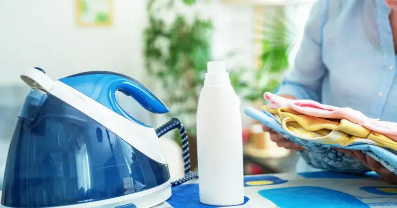 Jak usunąć kamień z żelazka parowego i uniknąć jego ponownego osadzania