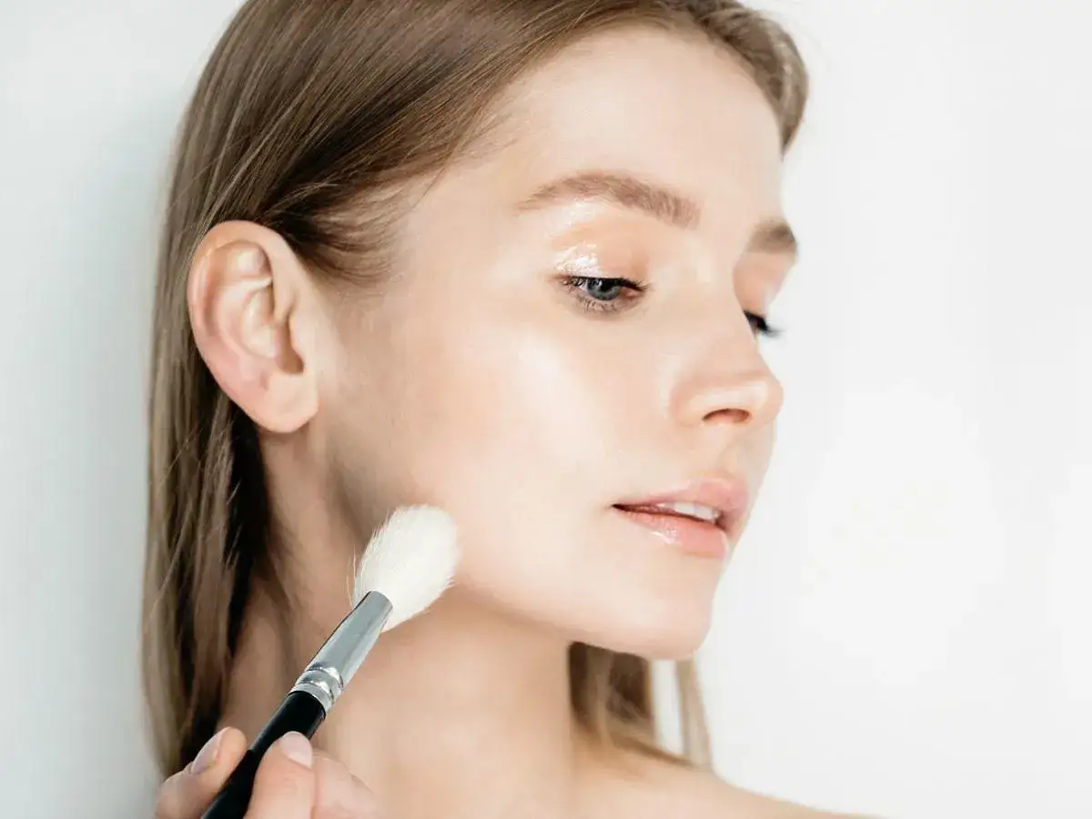 Ceny kremów BB: Ile naprawdę zapłacisz za idealny makijaż?