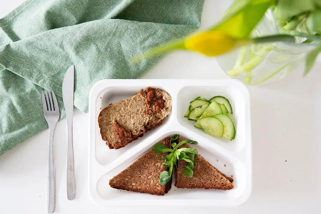 Najlepszy catering dietetyczny we Wrocławiu – jak wybrać idealną dietę pudełkową?