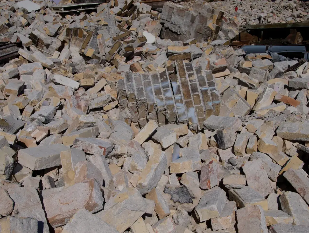 Co to jest kruszywo z recyklingu? Odkryj jego zastosowania i korzyści dla budownictwa