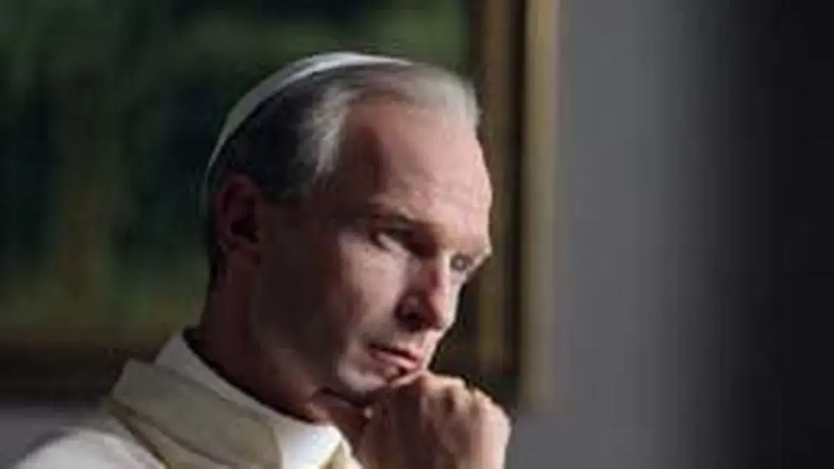 Najlepsze filmy o Janie Pawle II: przegląd wartych uwagi produkcji