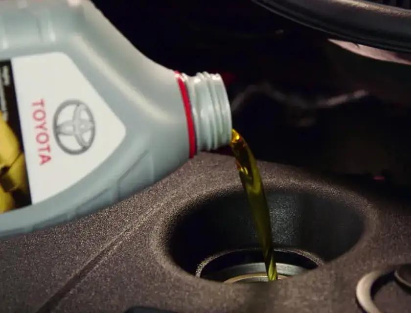 Toyota - co ile wymiana oleju? Oto kluczowe informacje, które musisz znać