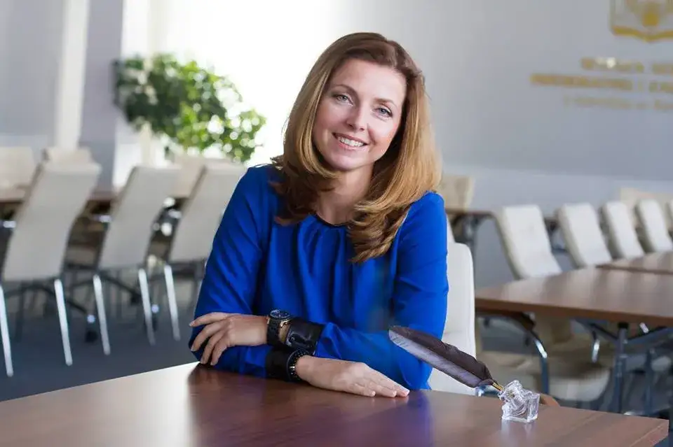 Anna Siewierska-Chmaj wiek i osiągnięcia – zaskakująca biografia politolożki