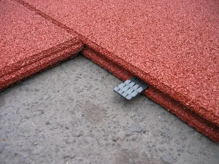 Jaką wykładzinę na balkon wybrać? Przegląd najlepszych materiałów i wskazówek