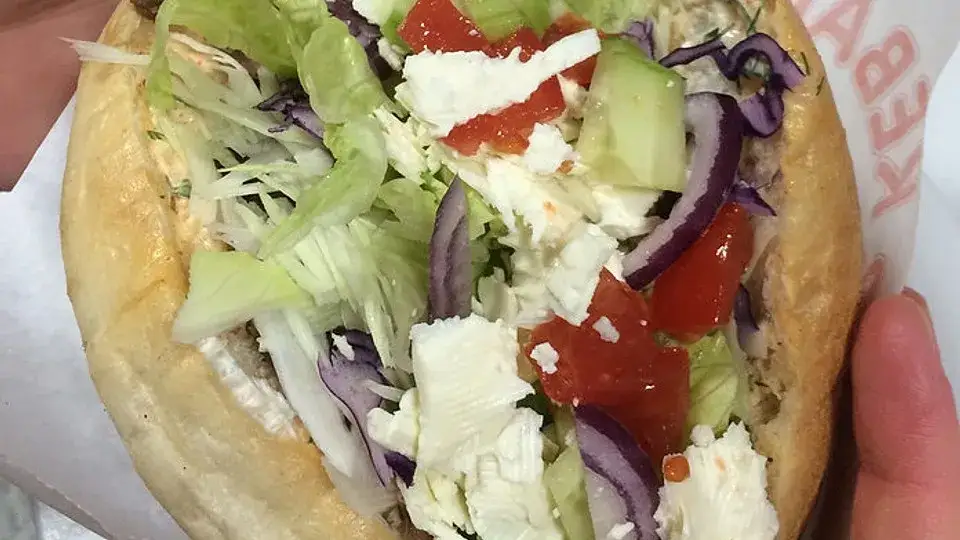 Was kommt in einen Döner? Die überraschenden Zutaten und Variationen