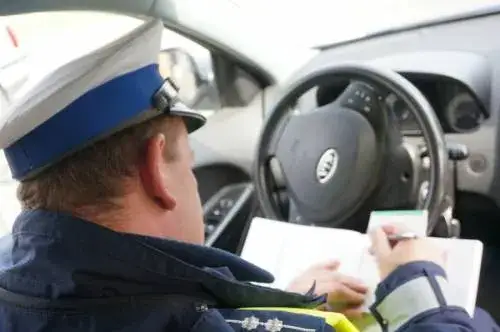 Jak sprawdzić za co mandat i uniknąć nieprzyjemnych konsekwencji