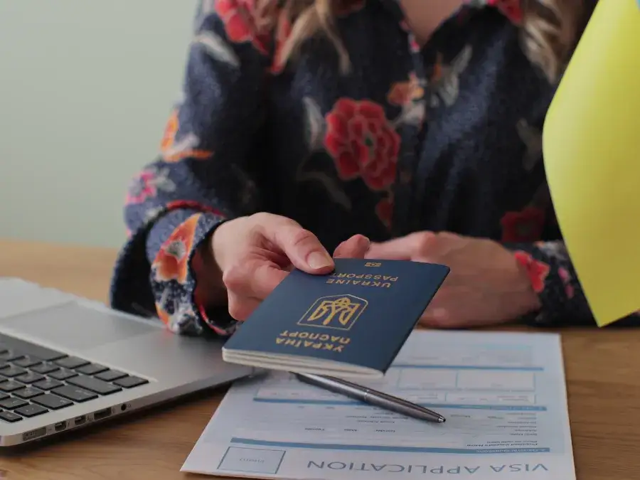 Co ile dni można mieć wizę? Ważne zasady i ograniczenia czasowe