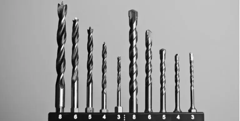 Jakim wiertłem wiercić w kafelkach: 5 skutecznych metod