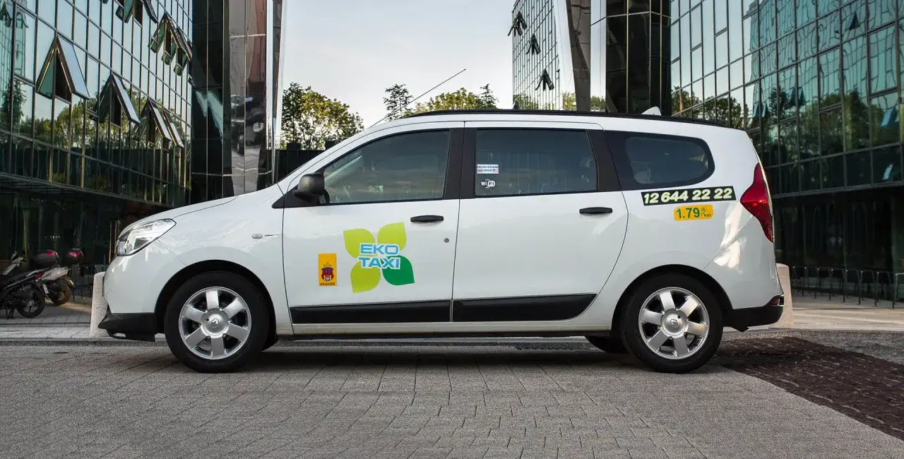 Ile kosztuje taxi w Krakowie? Sprawdź ceny i ukryte opłaty