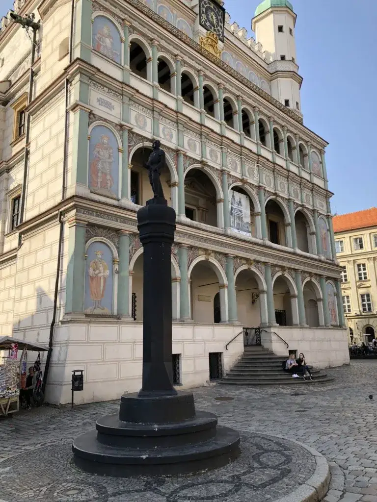Jakie kary stosowano w średniowieczu? Zaskakujące metody i ich konsekwencje