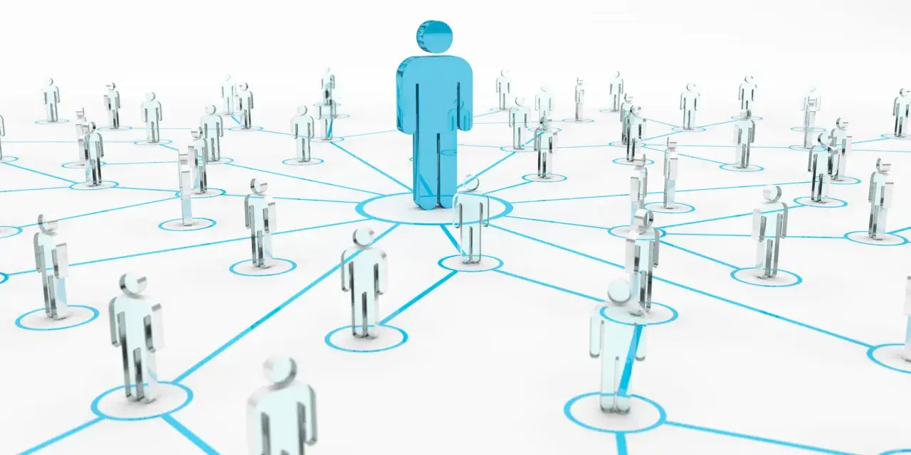 Jak zjawiska społeczne zmieniają reklamę i wpływają na strategie marketingowe