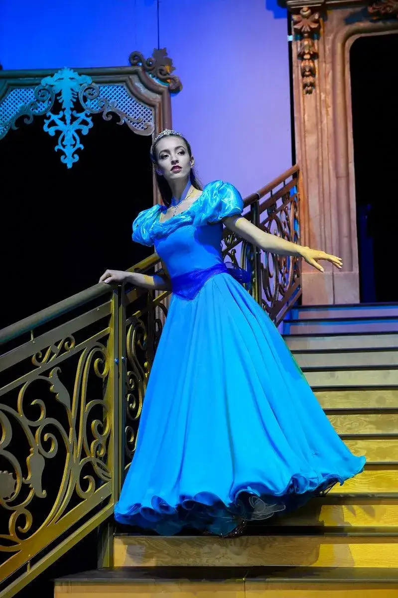 Kopciuszek w teatrze: nowe interpretacje, które zaskoczą każdego