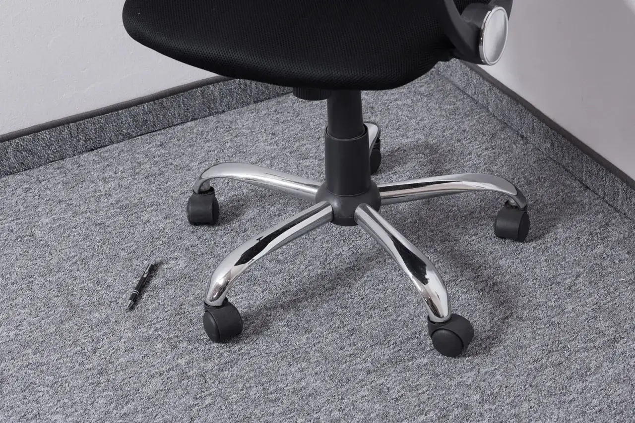 Jakie wykładziny do biura wybrać? Kluczowe informacje i porady.