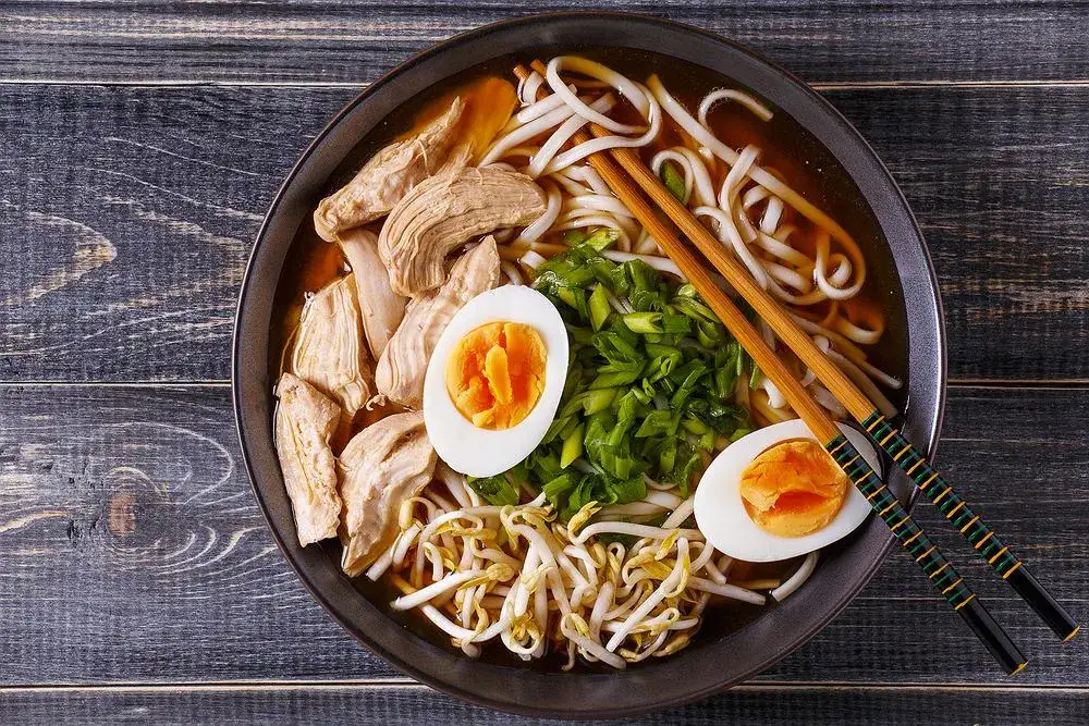 Ramen zupa: tajemnicza podróż przez smaki japońskiej kuchni