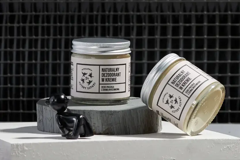 4 Szpaki dezodorant! Czy naturalne to naprawdę znaczy skuteczne?