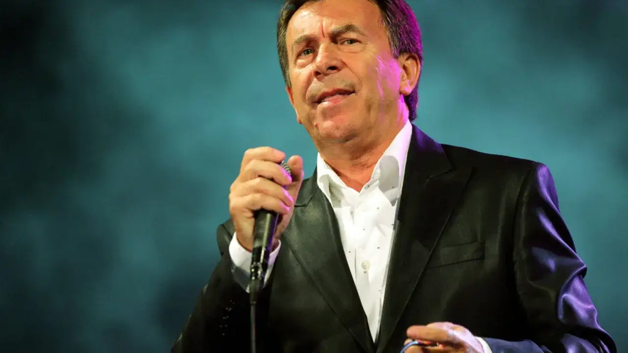 Kto śpiewa gdzie się podziały tamte prywatki: poznaj historię kultowego hitu