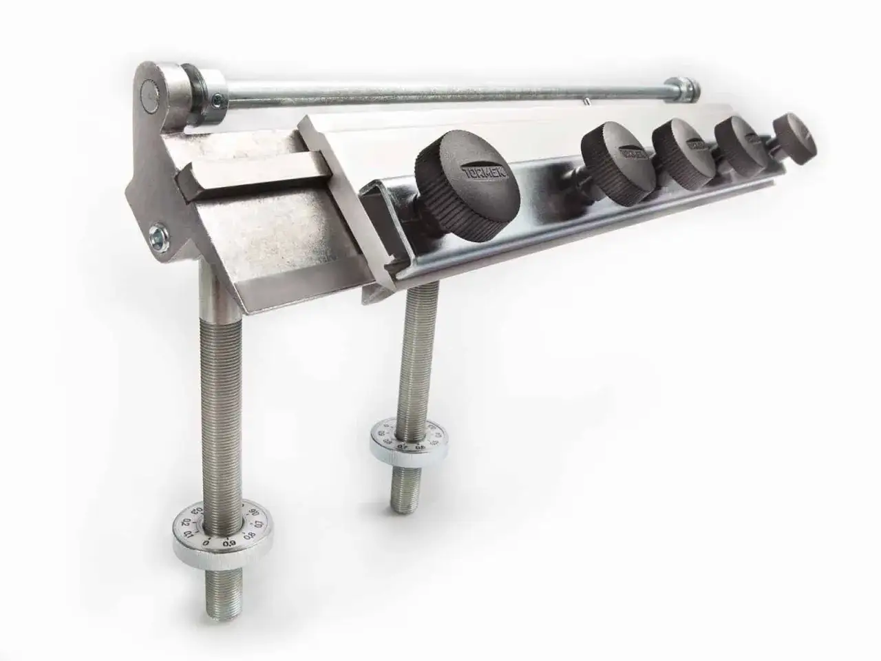 Przyrządy do ostrzenia noży: Jak wybrać i używać ostrzałki?