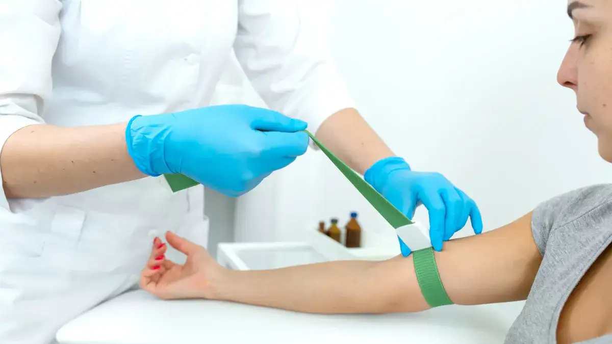 Podwyższony poziom bazocytów: co oznacza i kiedy jest groźny dla zdrowia