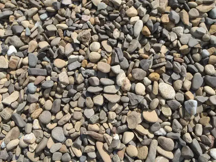 Co to jest żwir? Definicja, właściwości i zastosowania