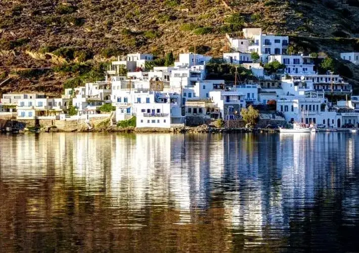 Amorgos Wyspa: Raj w Grecji - Plaże, Historia i Atrakcje