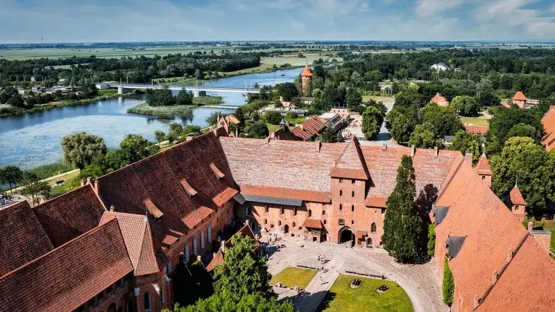 Ciekawe fakty o zamku w Malborku, które zaskoczą każdego miłośnika historii