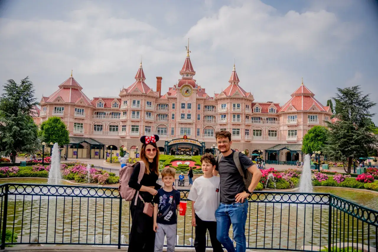 Czy Disneyland Paris naprawdę warto odwiedzić? Opinie i porady