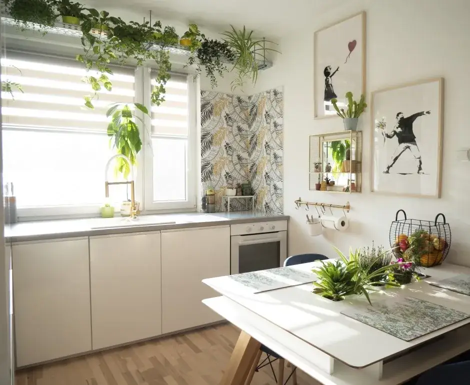 Kuchnia co na ścianę: 10 kreatywnych pomysłów na dekoracje, które zachwycą