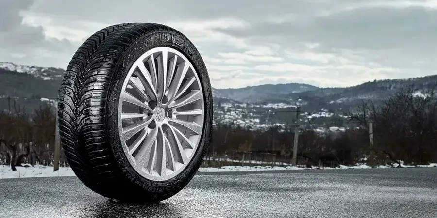 Najlepsze opony wielosezonowe do SUV-a: ranking i porównanie