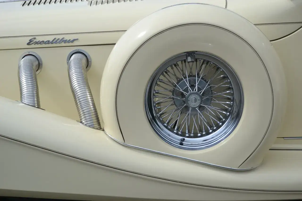 Koło zapasowe czy zestaw naprawczy – co wybrać, by uniknąć kłopotów na drodze?