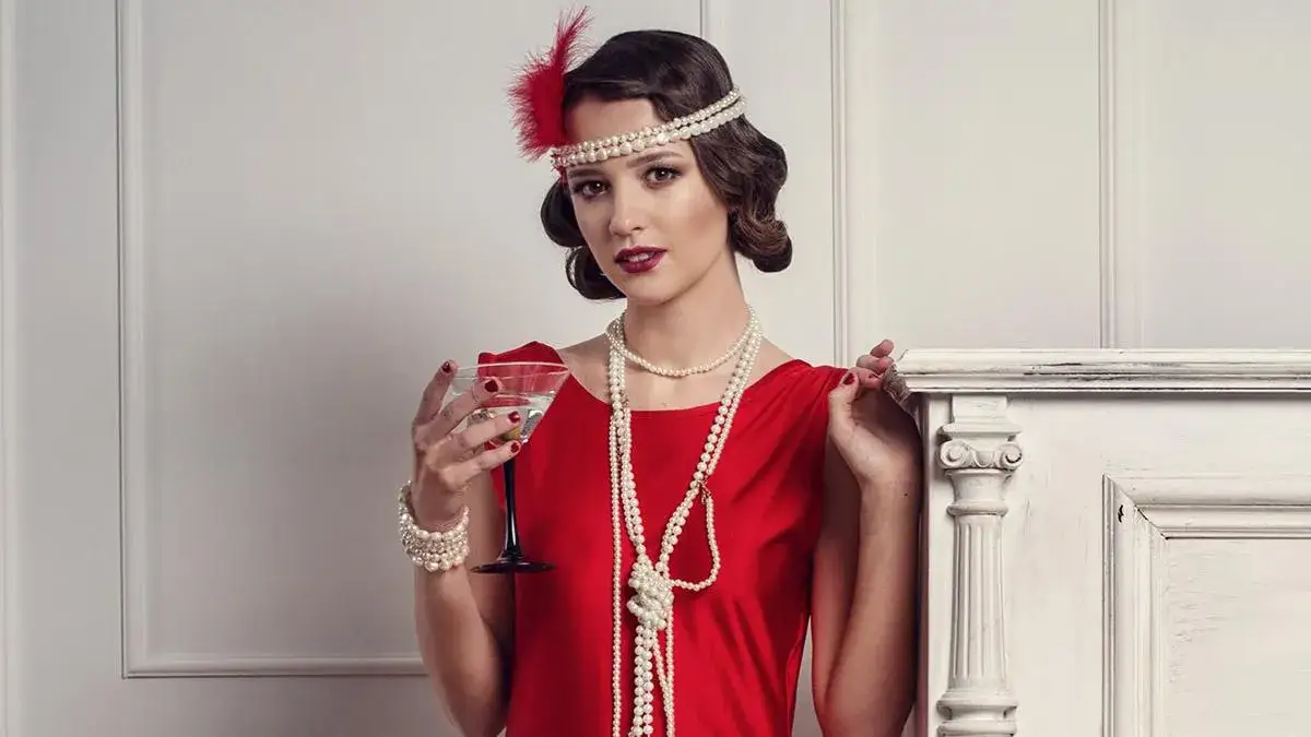 Jak zrobić eleganckie fryzury z lat 20 - modne inspiracje i porady stylizacji