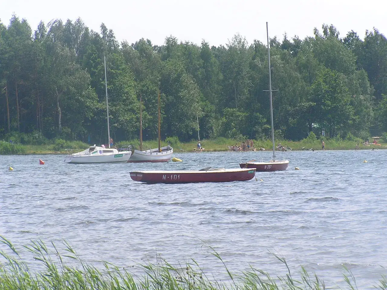 Jezioro Piaseczno lubelskie - niezwykłe miejsce na wakacje w Polsce