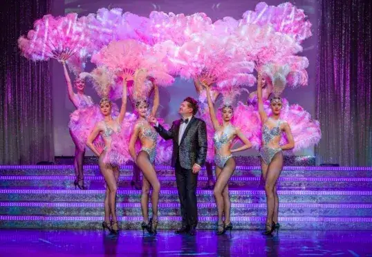 Teatr Sabat zdjęcia: odkryj niezwykłe wnętrza i atmosferę teatru