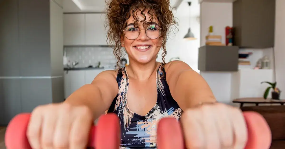 Skuteczny trening na odchudzanie: najlepsze ćwiczenia na spalanie tkanki tłuszczowej