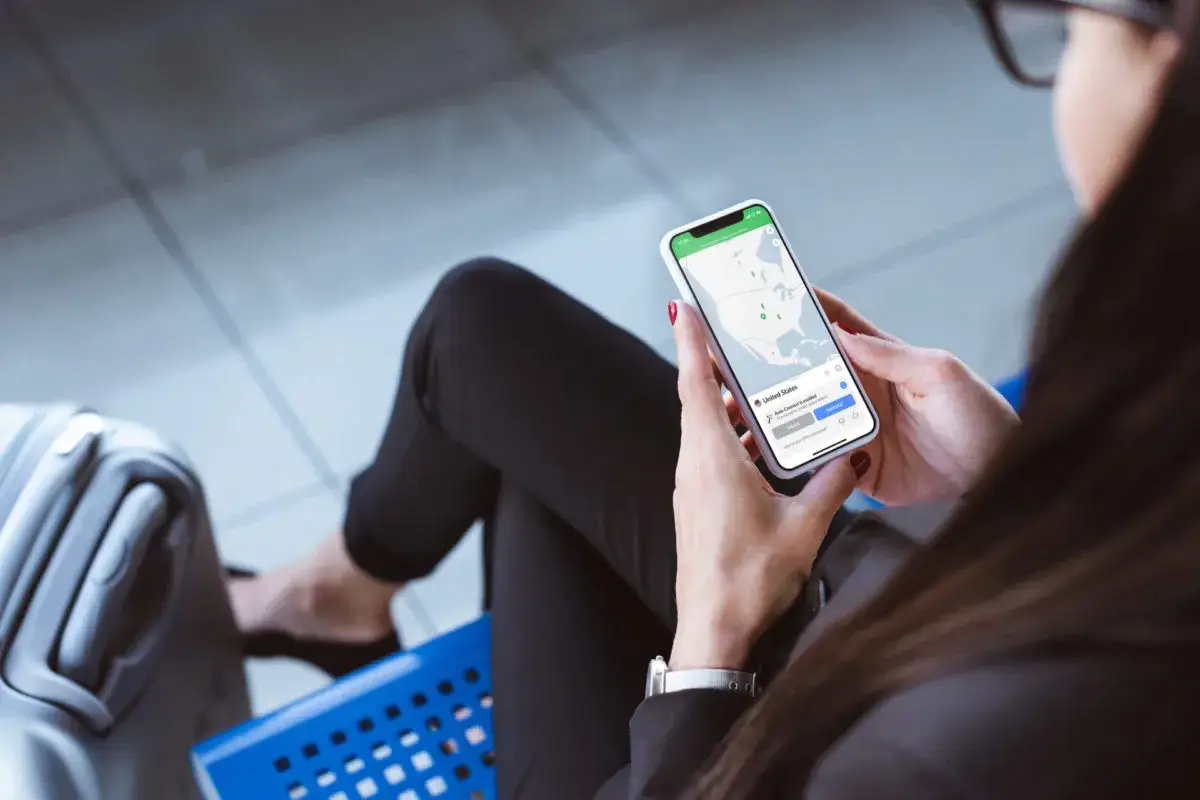 Czy warto używać VPN? Odkryj korzyści i ukryte zagrożenia