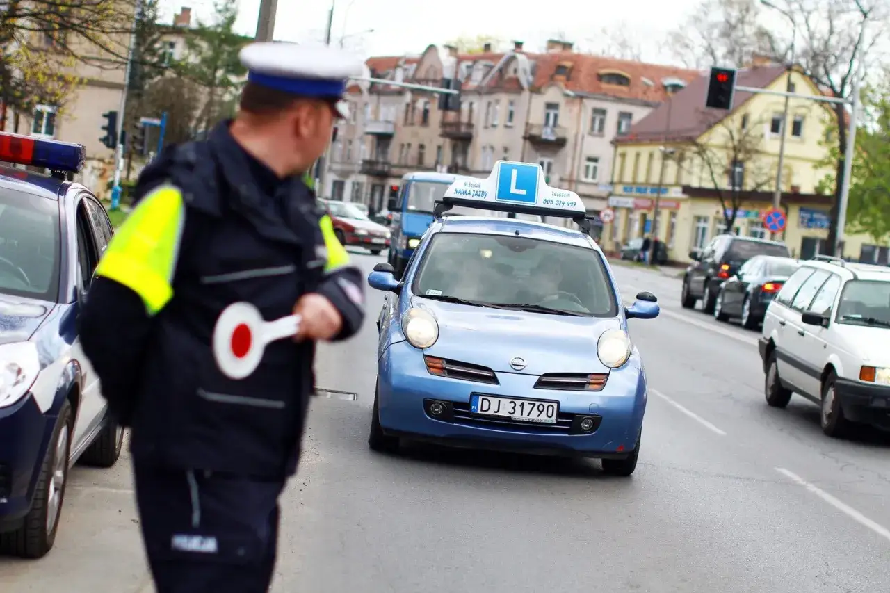 Czy kursant może dostać mandat? Oto co warto wiedzieć, aby uniknąć kar