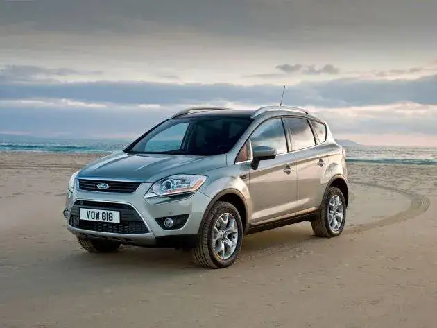 Gdzie są bezpieczniki Ford Kuga MK1? Znajdź je łatwo i szybko