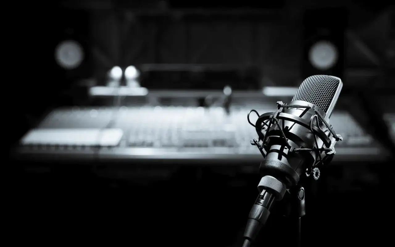 Jak sztuczna inteligencja widzi piosenki i zmienia świat muzyki