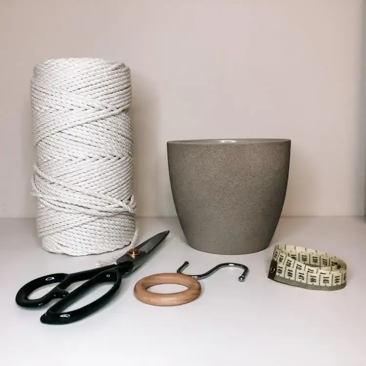 Jaki sznurek do kwietnika? Idealny wybór dla makramy