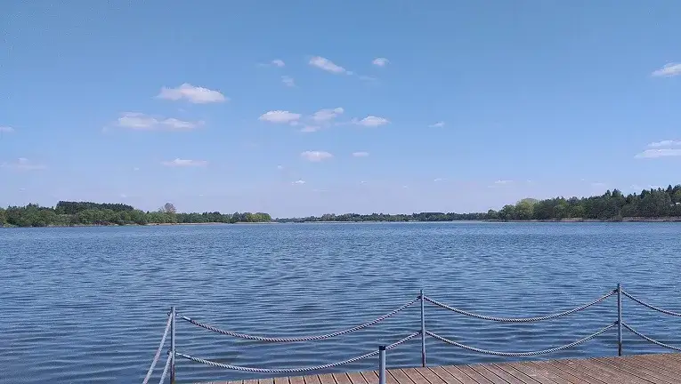 Jak zdobyć pozwolenie na wędkowanie w Jeziorze Głuszyńskim i uniknąć kosztów