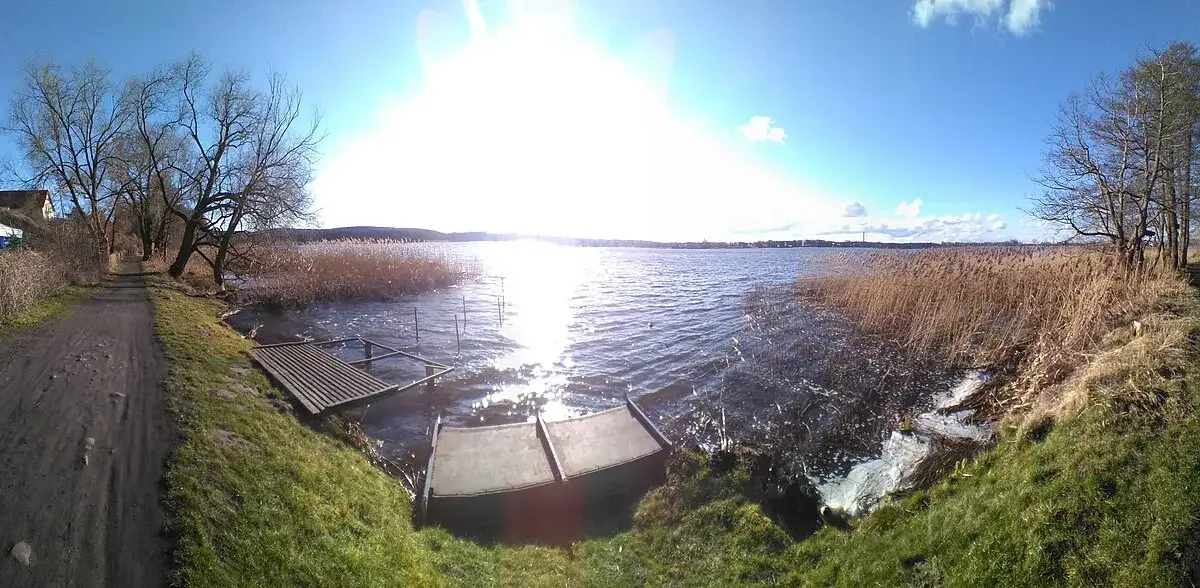 Jezioro Chodzieskie: malownicze miejsce na wypoczynek w Wielkopolsce